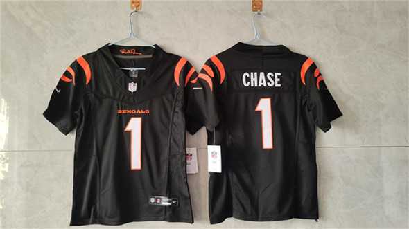 Womens Cincinnati Bengals #1 JaMarr Chase Black F.U.S.E. Vapor Stitched Jersey