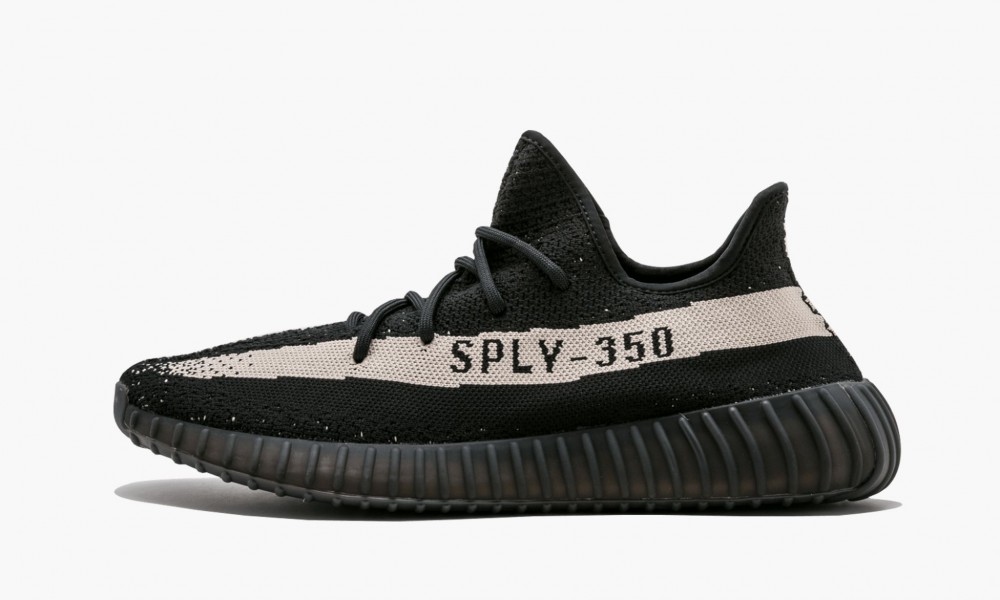 YEEZY BOOST 350 V2 Oreo BY1604